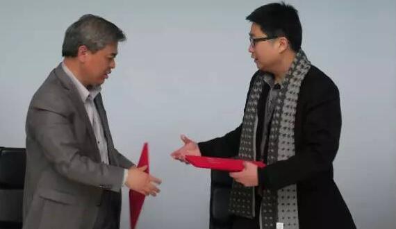 欧宝OB组团进建履历三门峡“拈花湾”，并与MAO签署战术合作，预示着欧宝OB将在精品地产、产业地产、游览地产等领域与MAO加强深度合作。