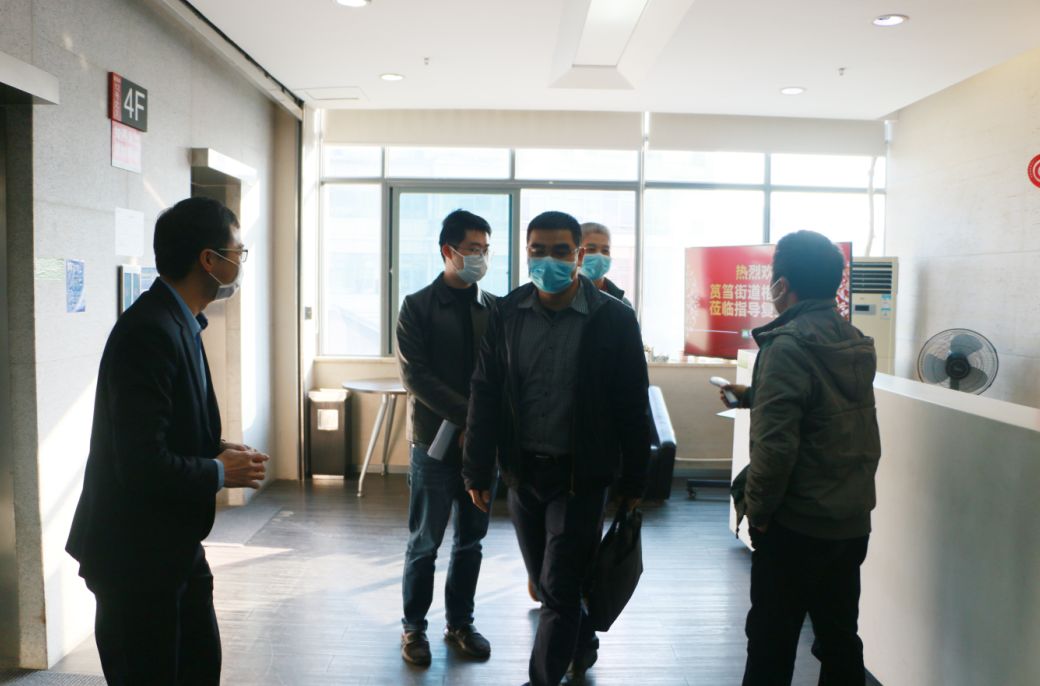 多志成城，携手抗疫 | 筼筜街路主任苏克一行莅临欧宝OB领导复工情况